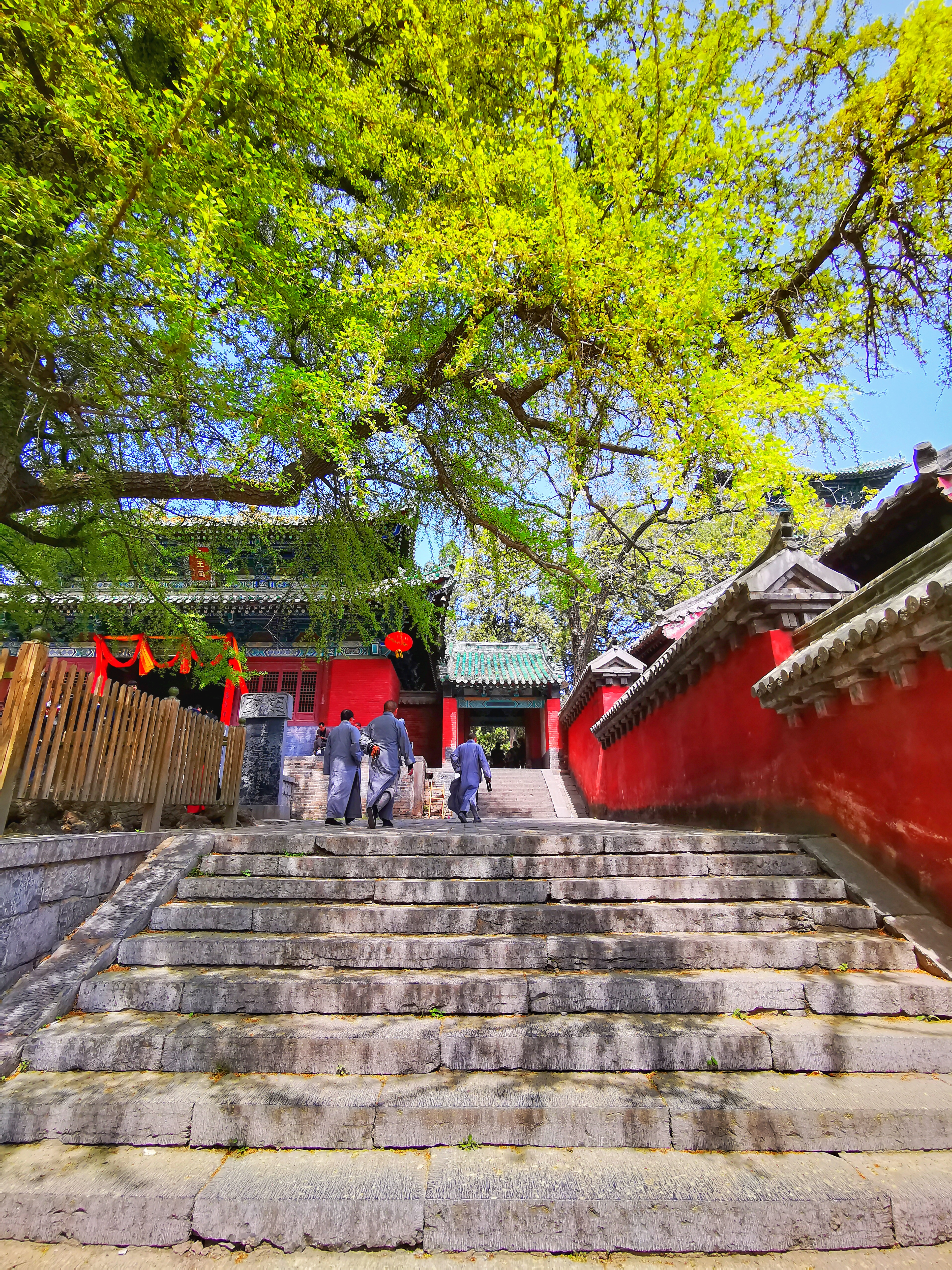 Historic Monuments of Dengfeng in “The Centre of Heaven and Earth”